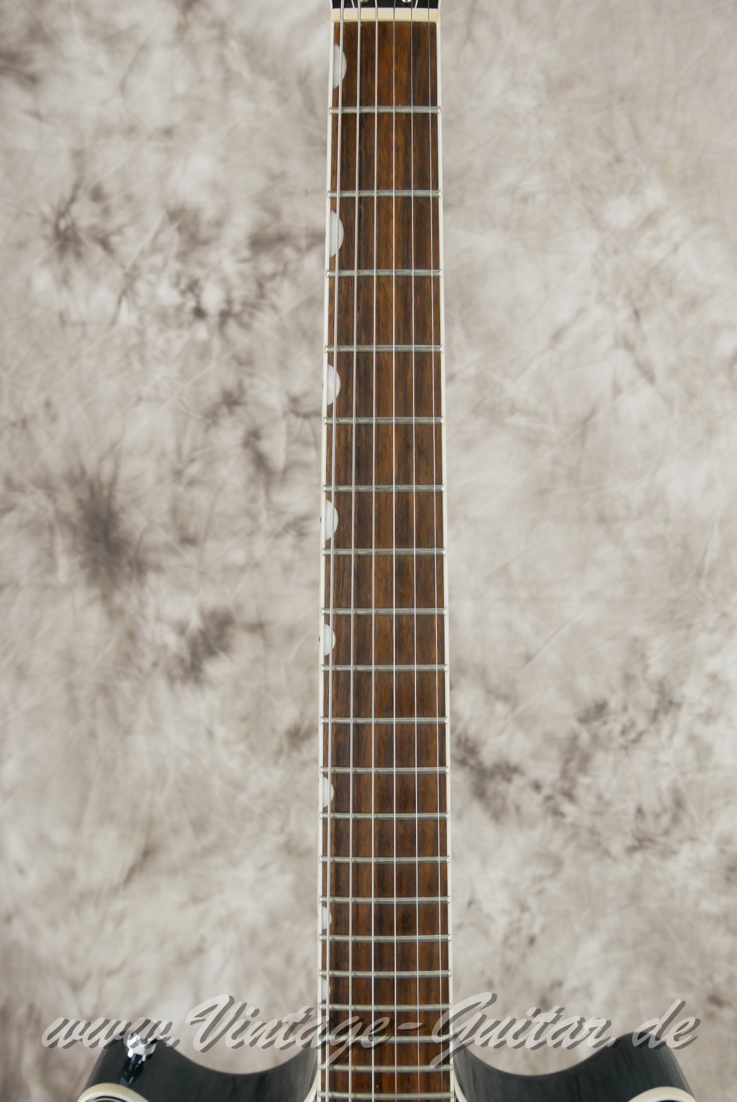 img/vintage/6409/Gretsch_G5222_Electromatic_Double_Jet_BT_V_Stoptail_Jade_Grey_Metallic_China_2019-005.JPG
