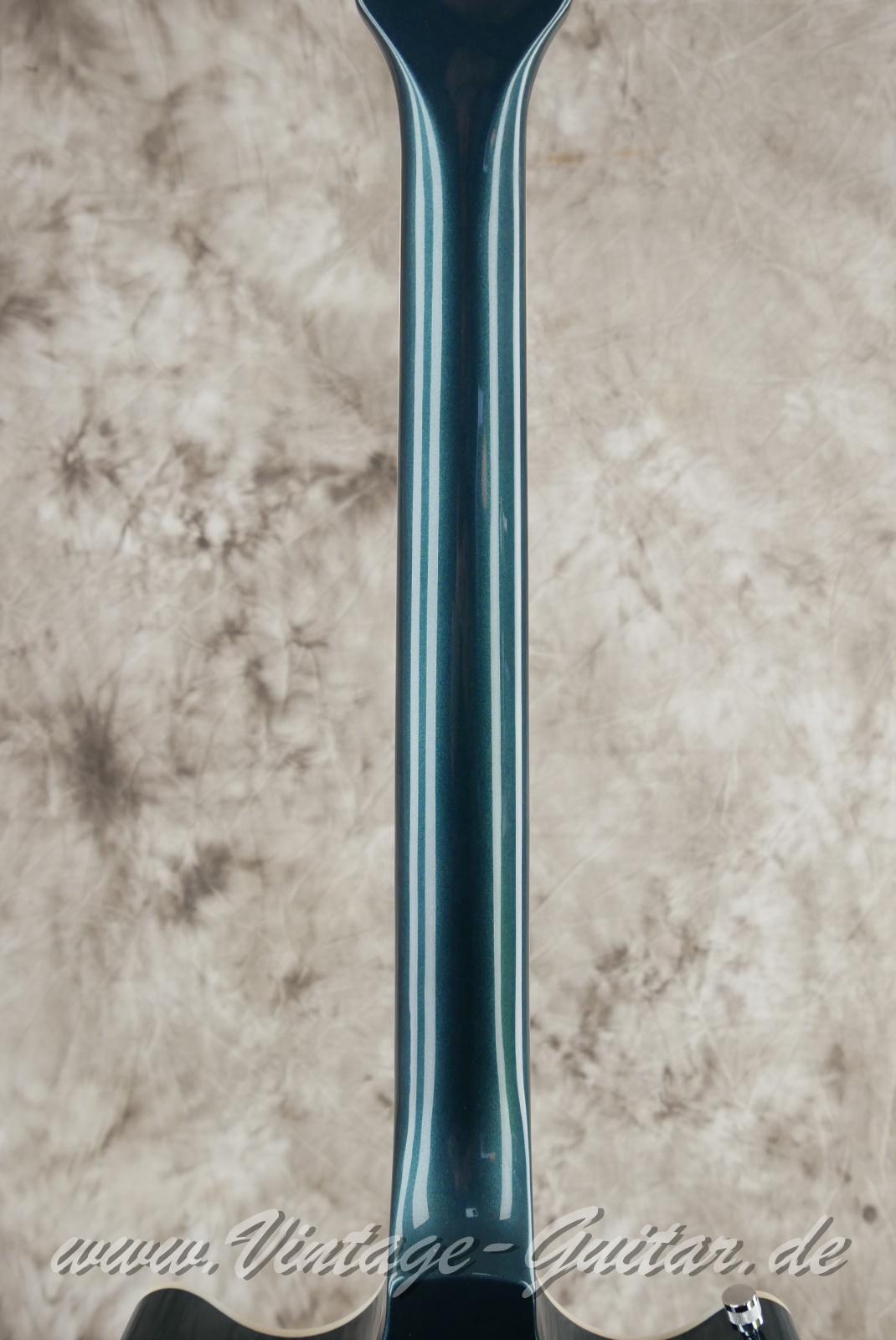 img/vintage/6409/Gretsch_G5222_Electromatic_Double_Jet_BT_V_Stoptail_Jade_Grey_Metallic_China_2019-006.JPG