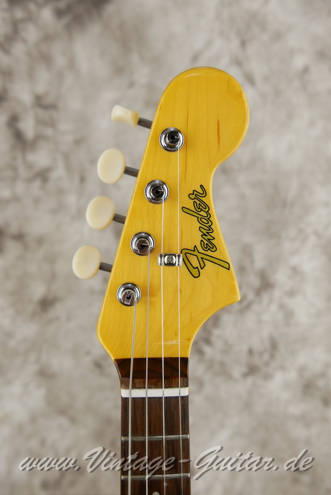 img/vintage/6410/Fender_Mando_Strat_sunburst_Indonesia_2013-003.JPG