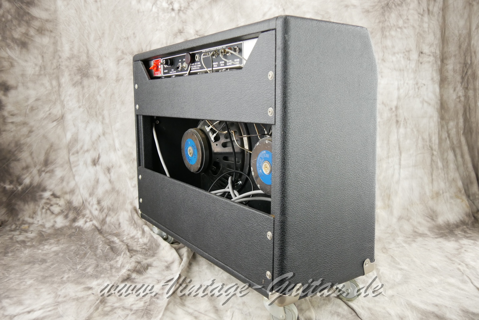 img/vintage/6413/Fender_Blues_Junior_black_panel_PR295_Mexico_2010-006.JPG