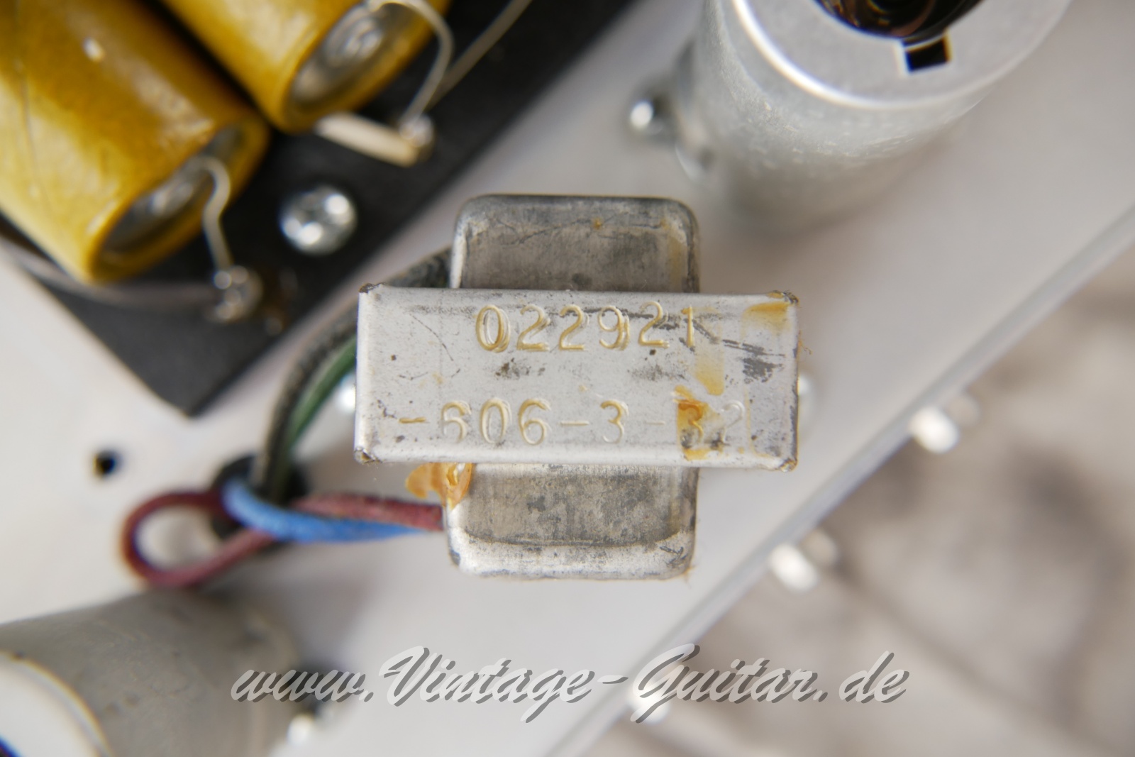 img/vintage/6413/Fender_Blues_Junior_black_panel_PR295_Mexico_2010-028.JPG