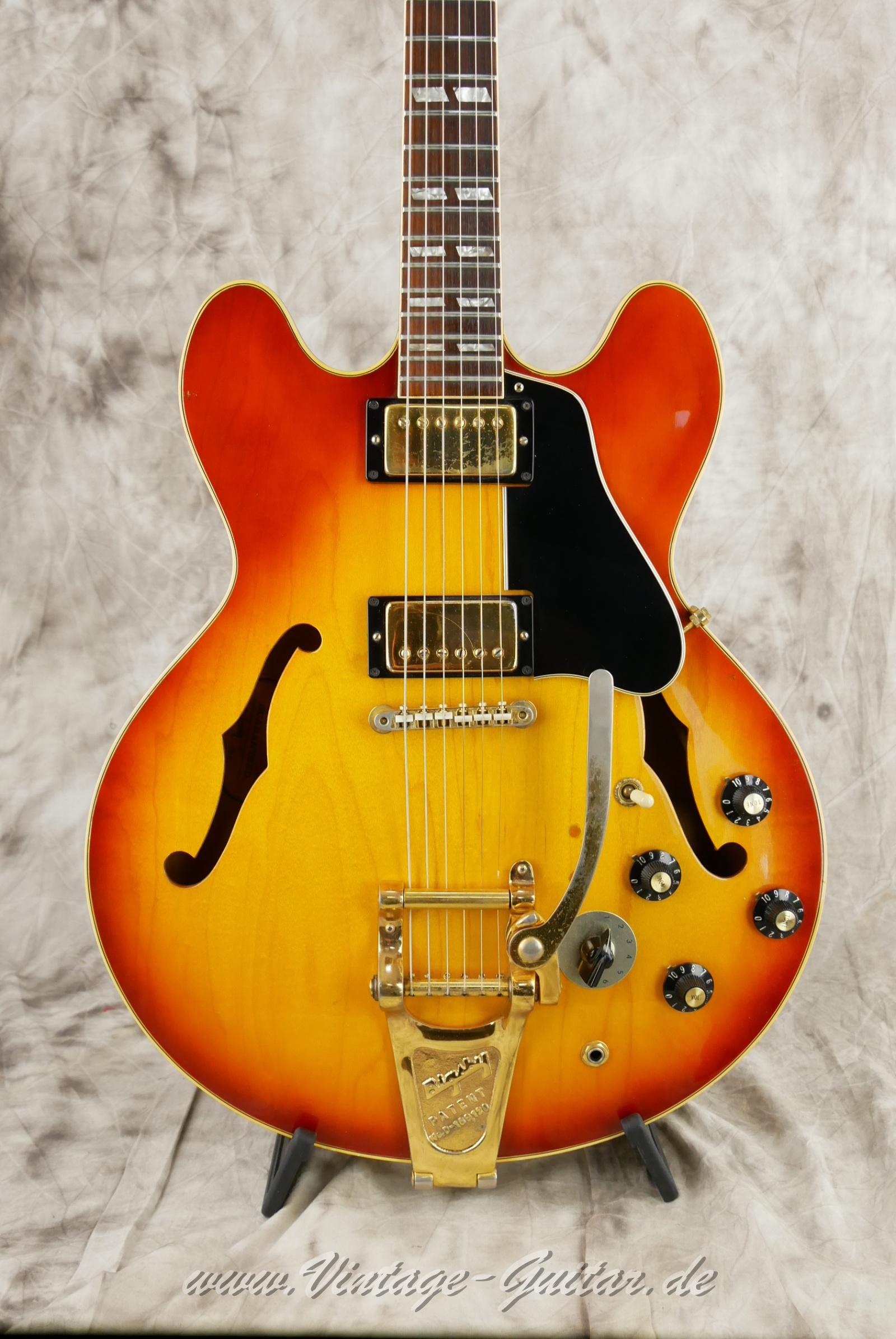 img/vintage/6430/Gibson_ES_345_TD_1969_USA003.JPG