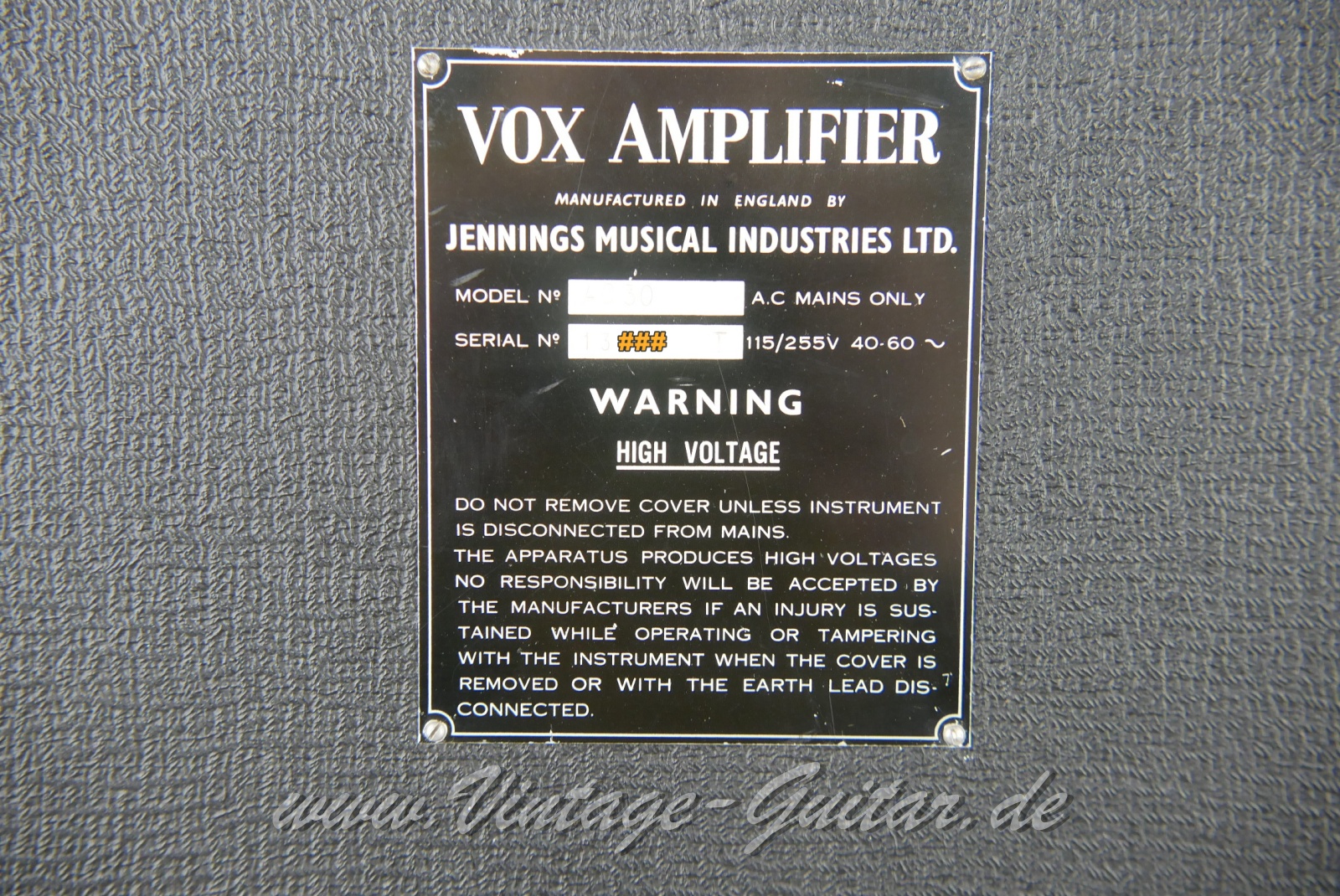 img/vintage/6432/Vox_AC_30_Treble_copper_panel_blue_bulldog_GB_1964-017.JPG