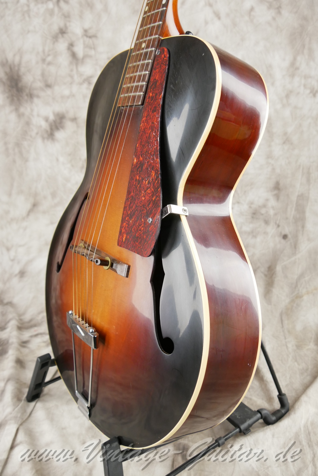 img/vintage/6439/Gibson_l48_1950_USA_sunburst-010.jpg