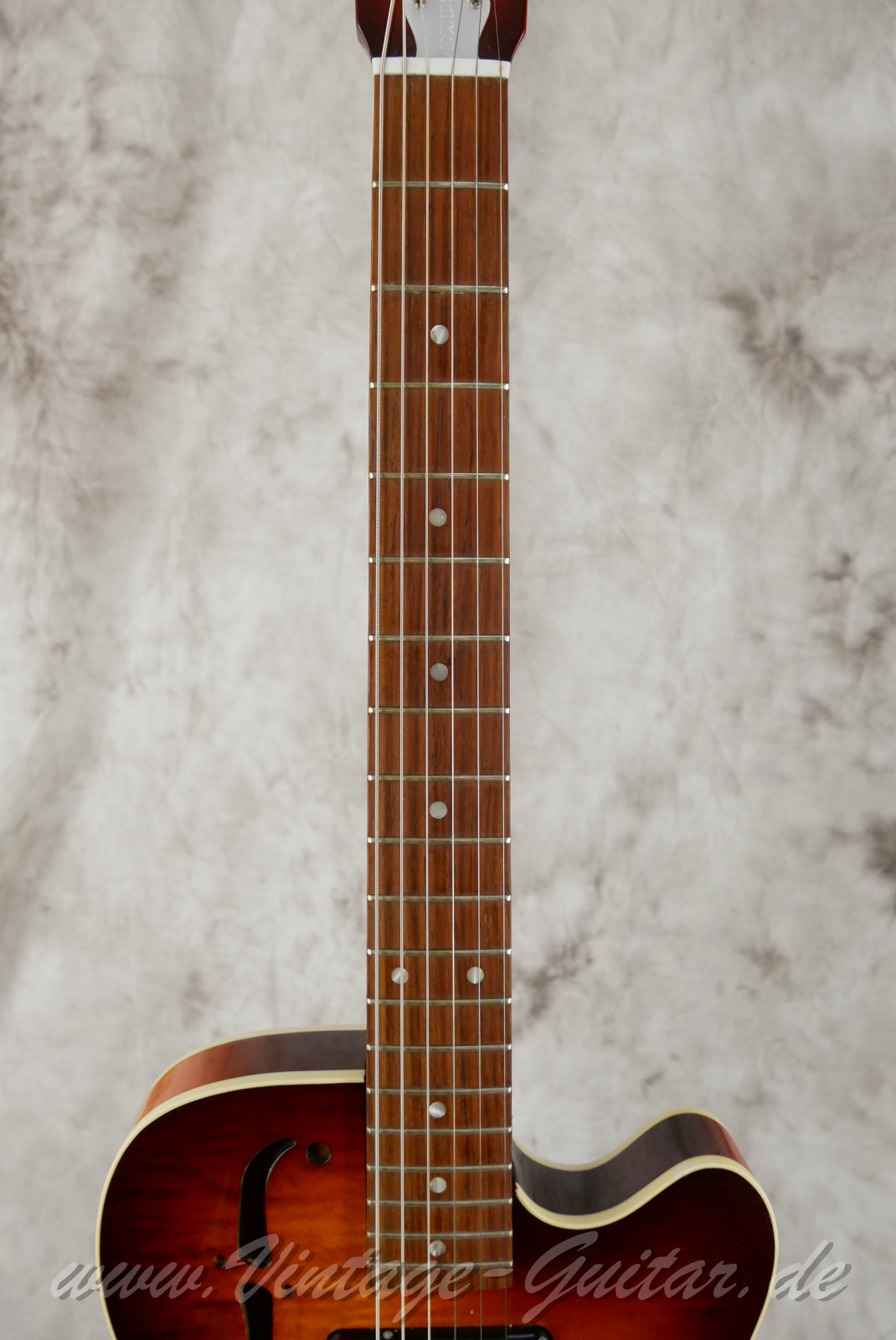 img/vintage/6443/dobro_dobrolectric_p90_resonator_2000_sunburst_USA-005.jpg