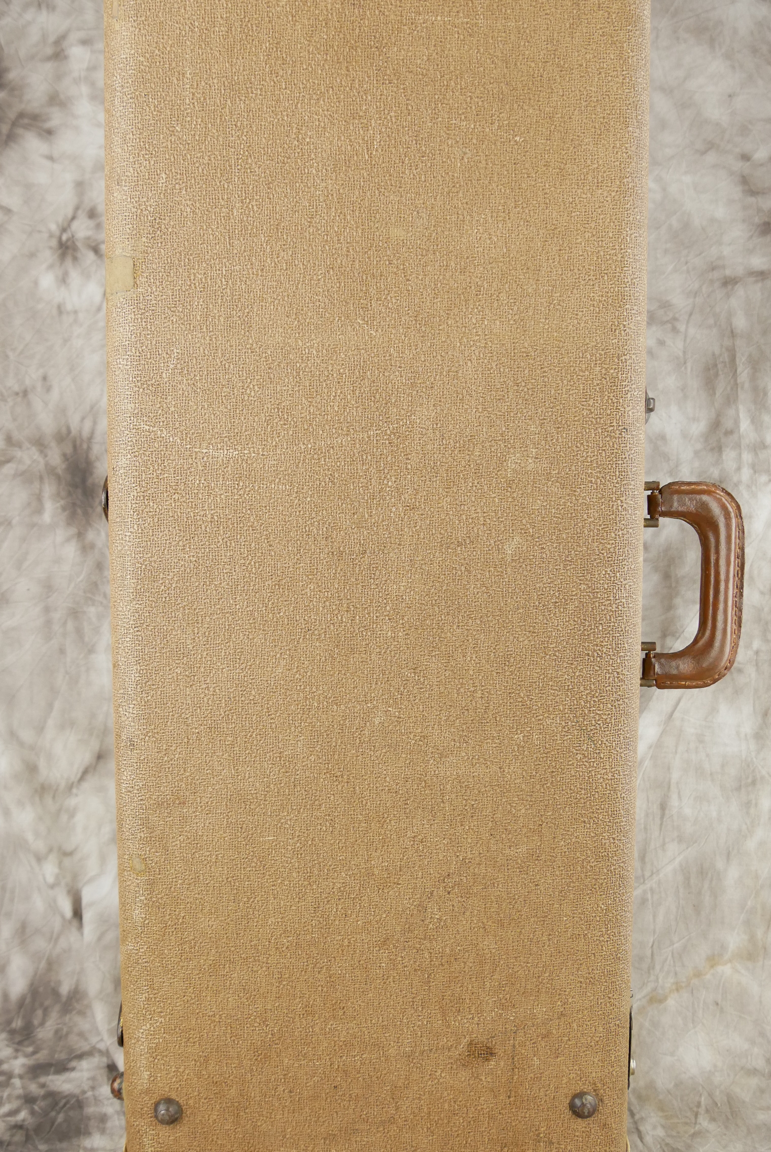 img/vintage/6450/Fender_1962_Brown_Case_Strat_Tele008.jpg
