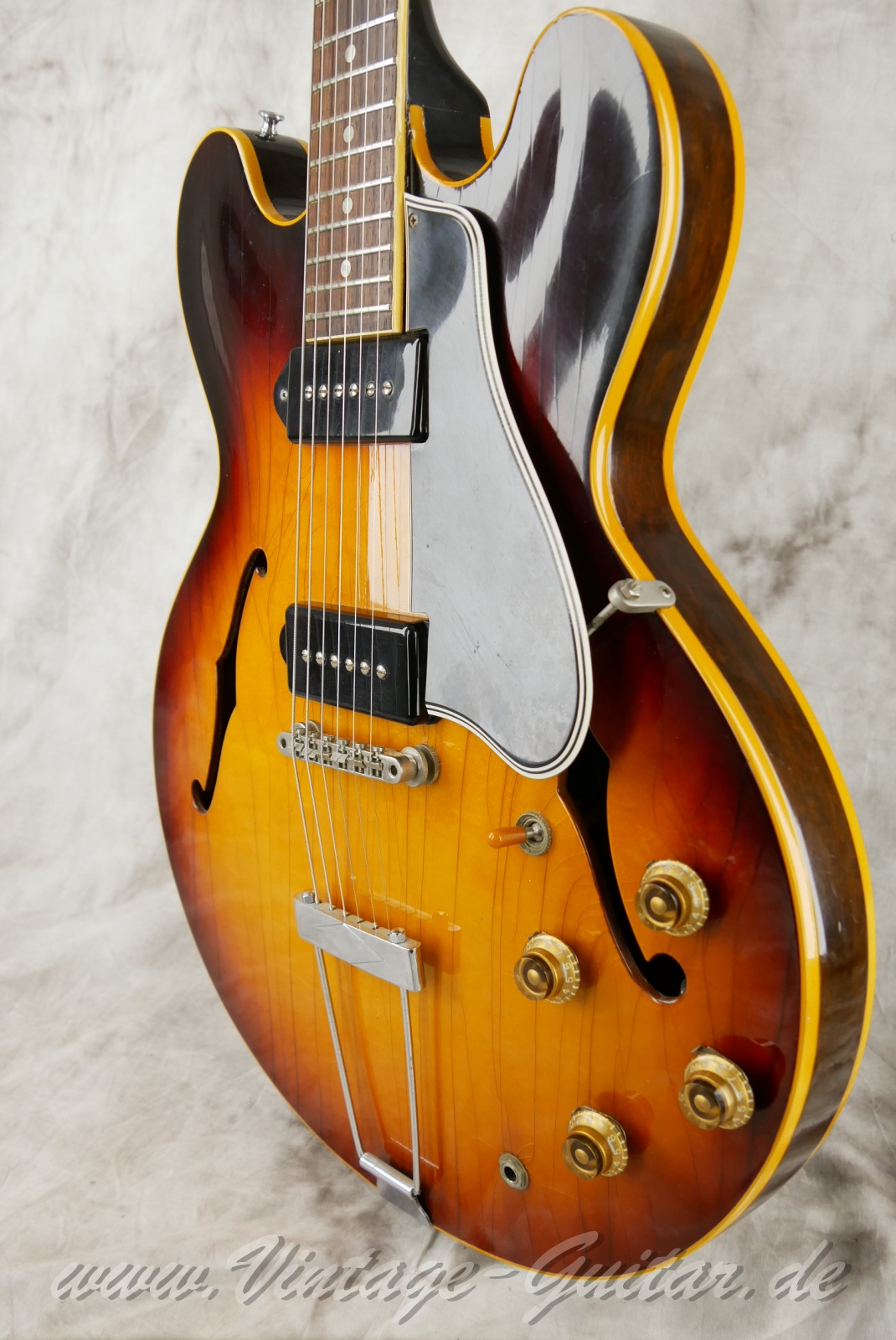 img/vintage/6454/Gibson_es330td_cherryburst_usa_1959-010.jpg