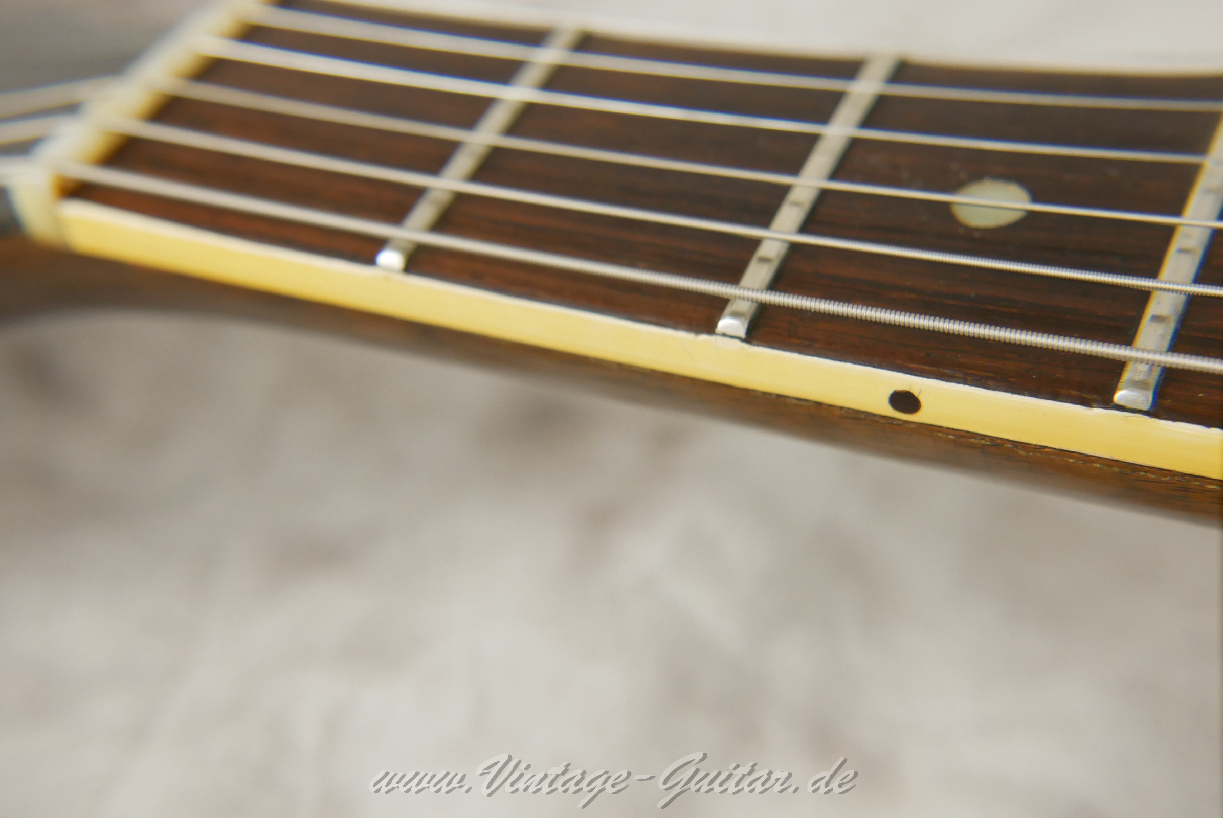 img/vintage/6454/Gibson_es330td_cherryburst_usa_1959-024.jpg