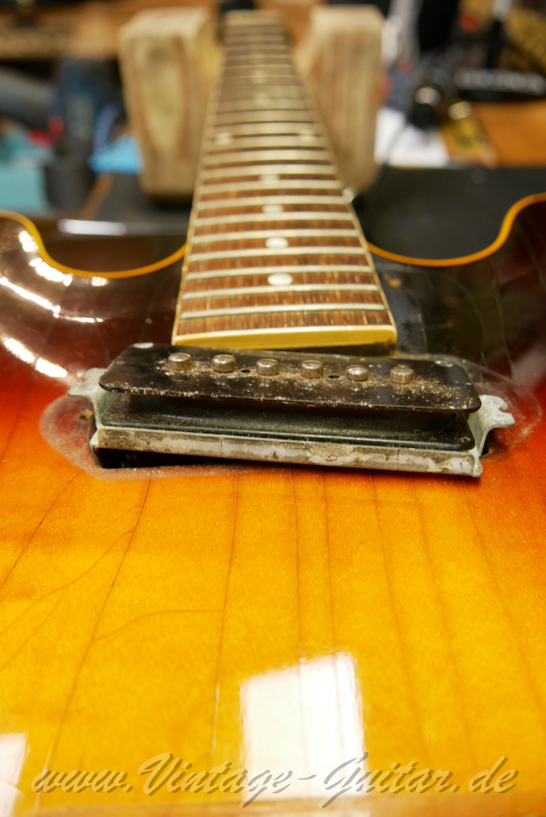 img/vintage/6454/Gibson_es330td_cherryburst_usa_1959-032.jpg