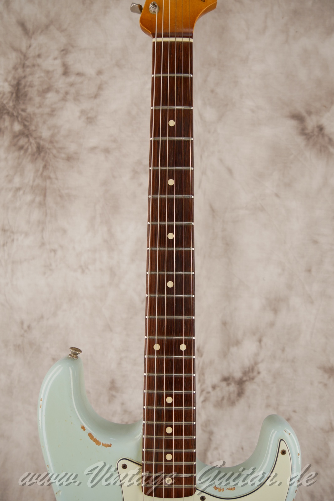 img/vintage/6470/fender_startocaster_john_Cruz_masterbuilt_62_sonicblue_usa_2008-024.jpg