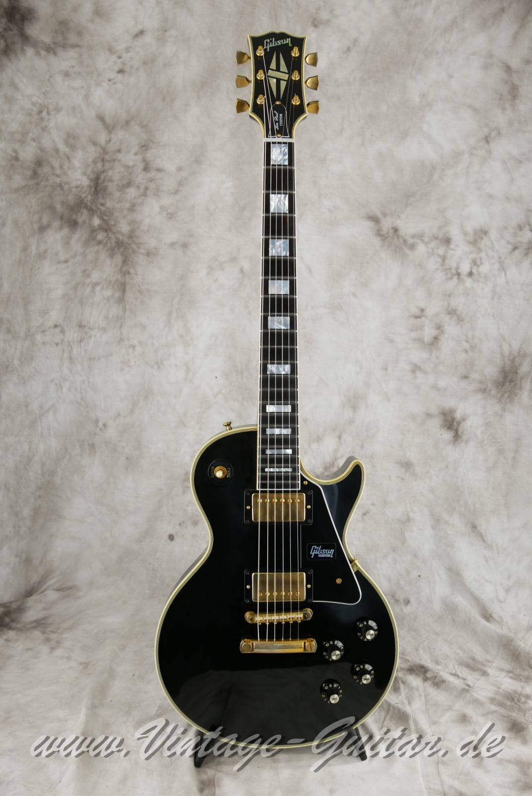 img/vintage/6473/Gibson_Les_Paul_Custom_50th_anniversary_Custom_shop_black_2018-001.JPG