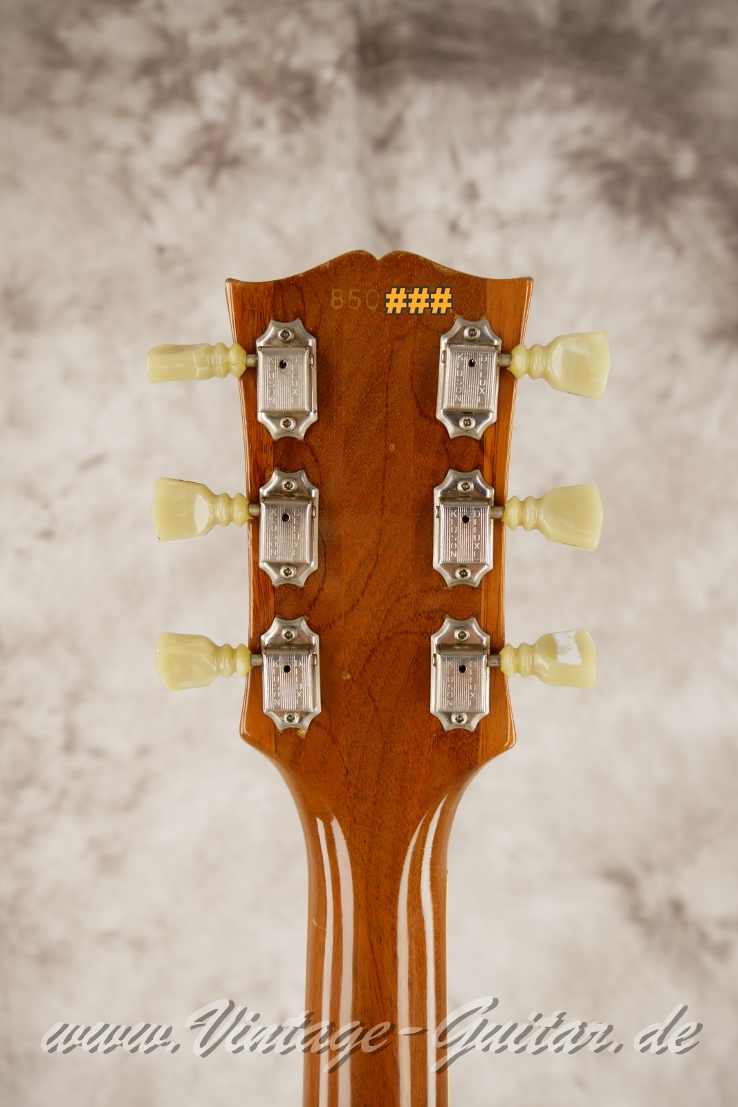 img/vintage/6476/Gibson_Les_Paul_Deluxe_goldtop_1969-004.JPG