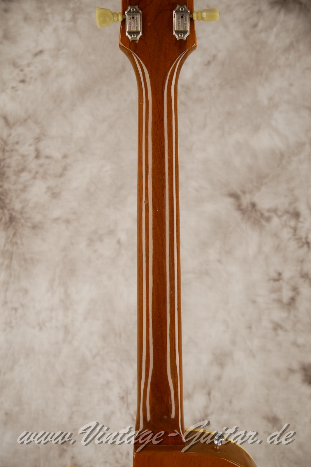 img/vintage/6476/Gibson_Les_Paul_Deluxe_goldtop_1969-006.JPG