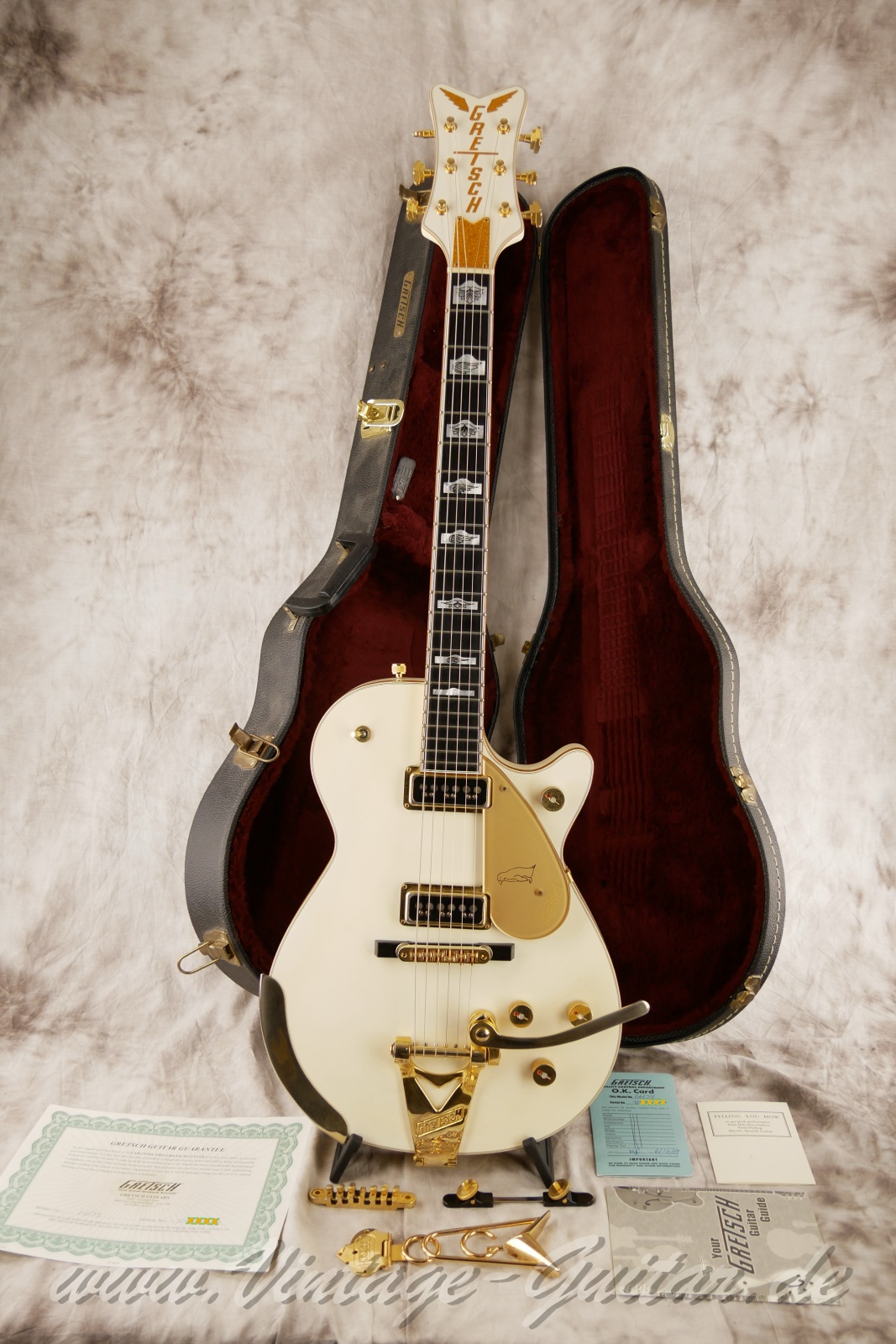 img/vintage/6522/Gretsch_White_Pinguin_G6134_2009-017.jpg