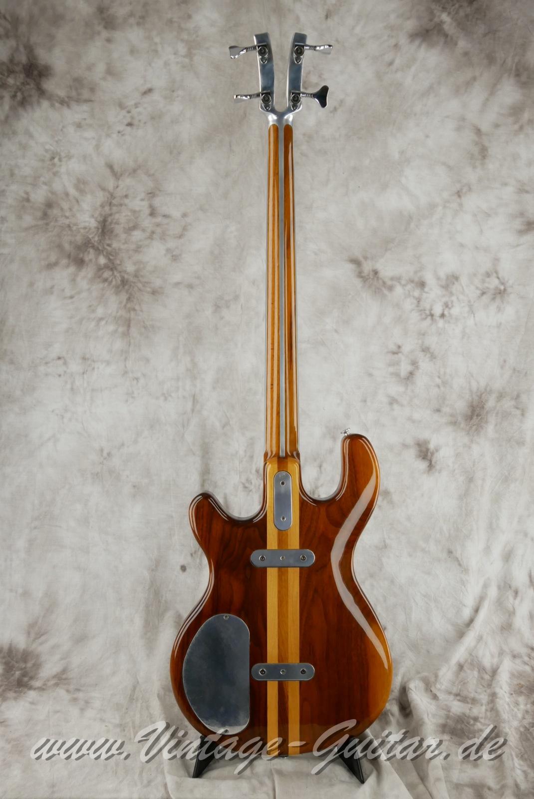 img/vintage/6531/Kramer_450_B_Deluxe_fretless_natural_1977-002.JPG